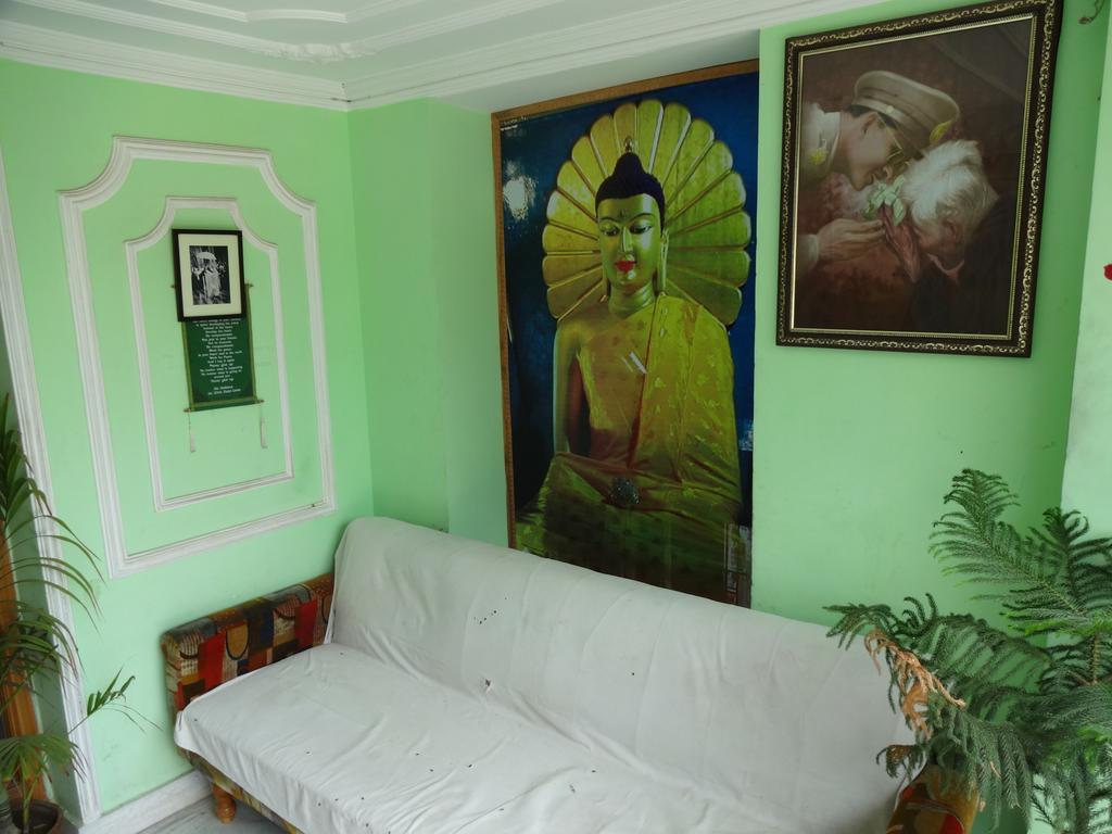 Anukul Guest House Bodh Gaya Luaran gambar